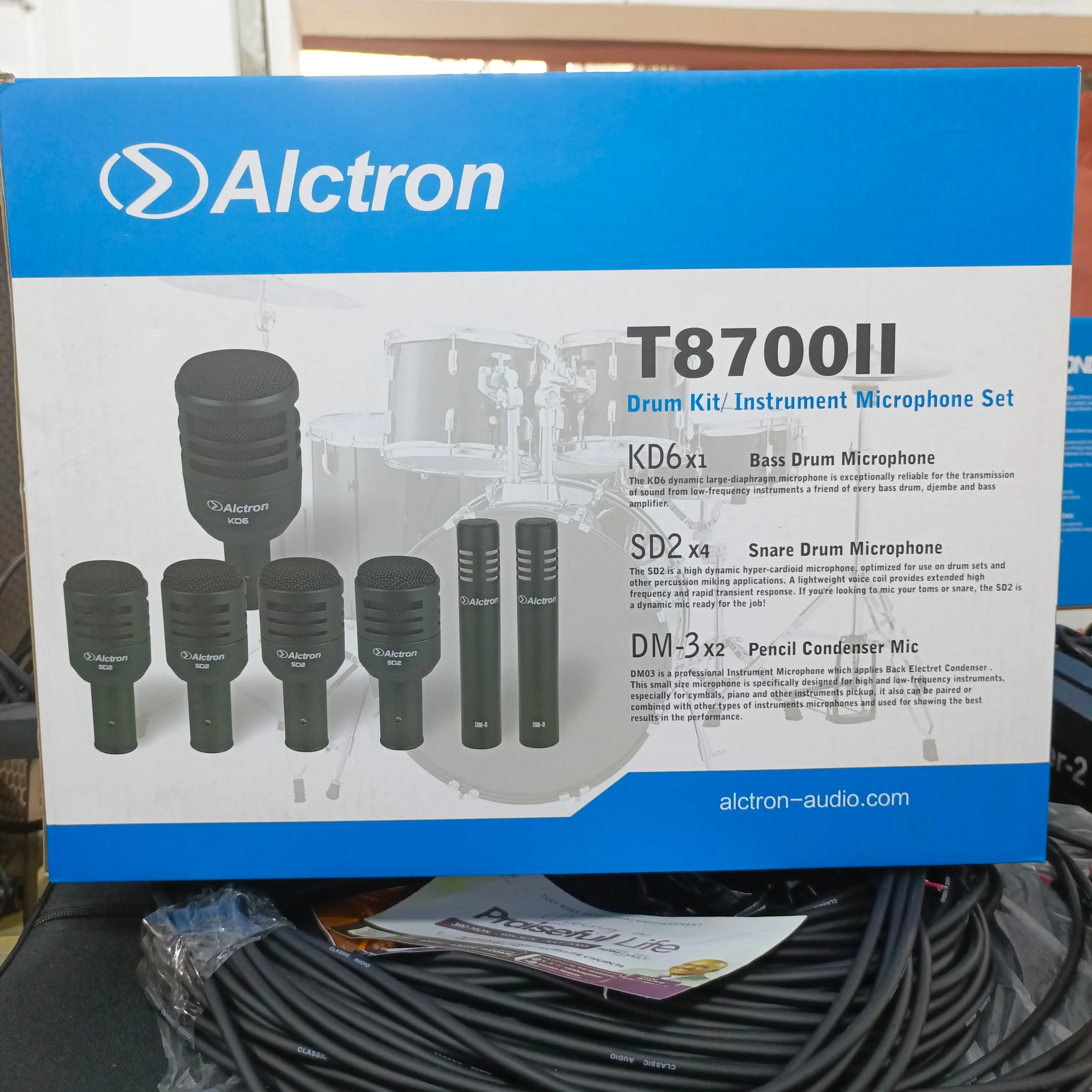 Alctron T8700II 7-Piece Drum Instruments Microphone Set with Mic Holders, Clamps and Carrying Case - Brand New