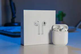 Apple AirPods with Charging Case (2nd Generation)