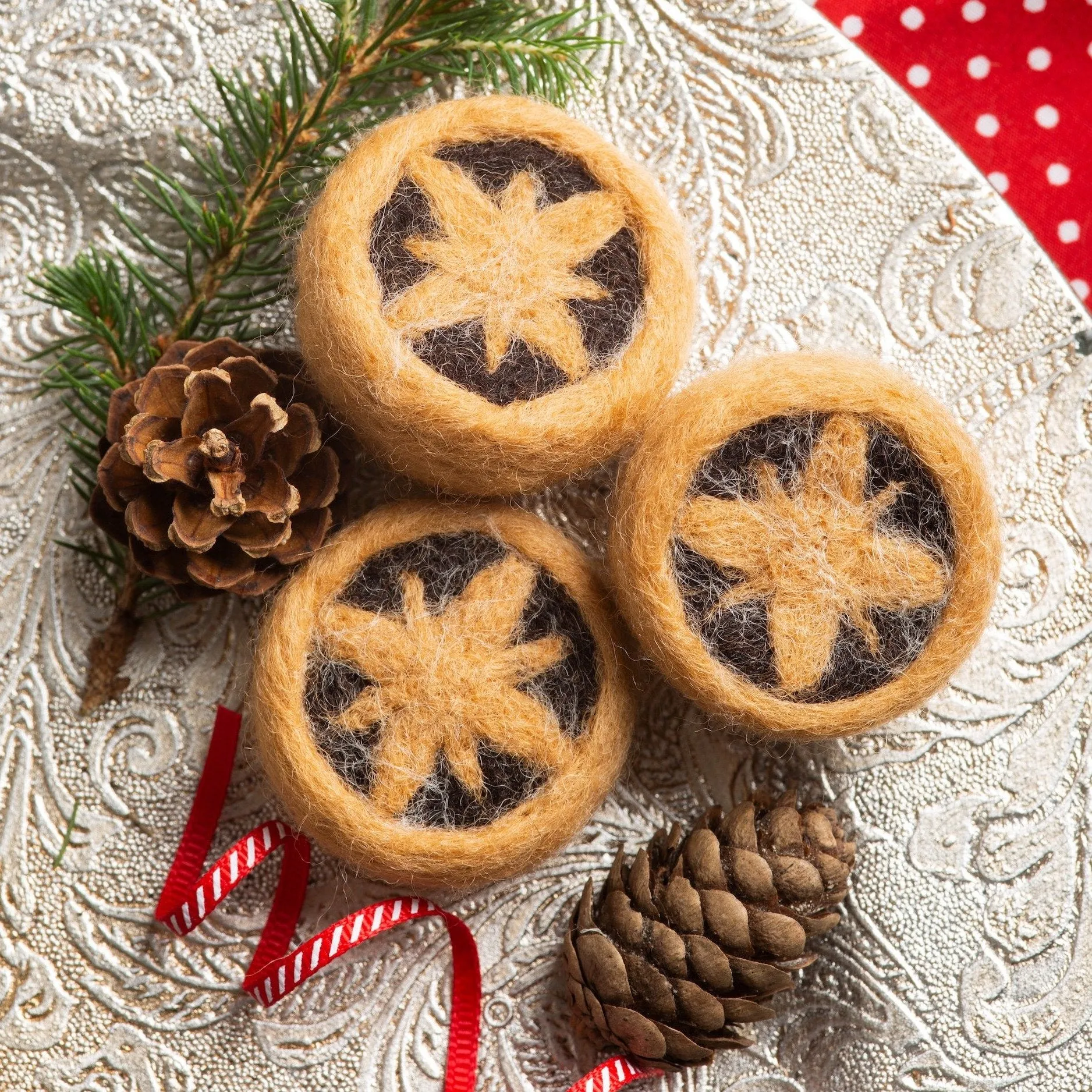 Mince Pies Needle Felting Kit