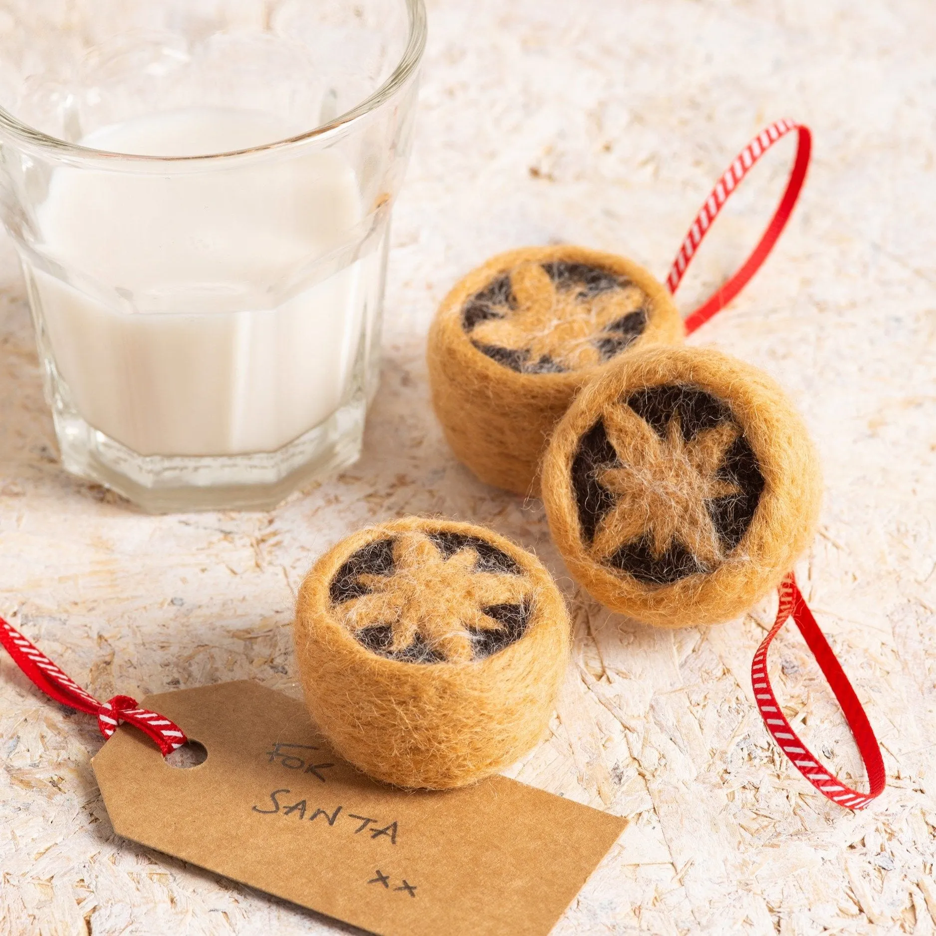 Mince Pies Needle Felting Kit