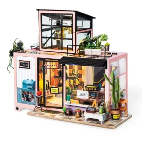 New DIY Kevin's Studio with Furniture   Miniature Wooden Doll House    DG13