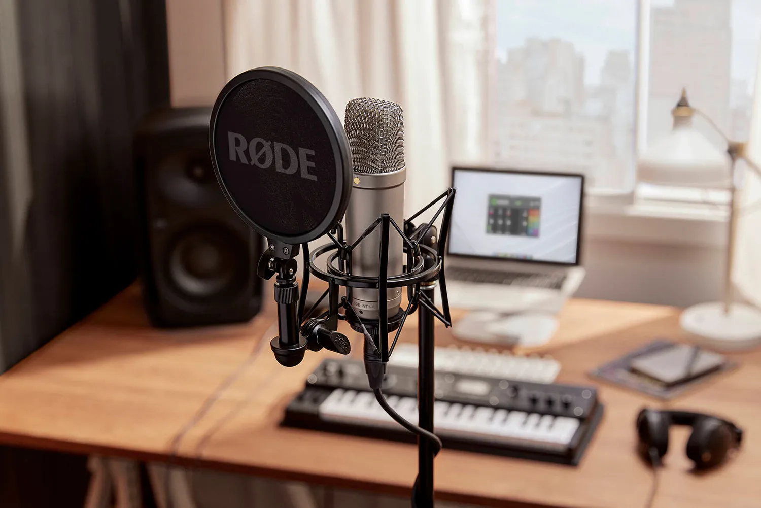 Rode NT1-A 1" Cardioid Condenser Microphone